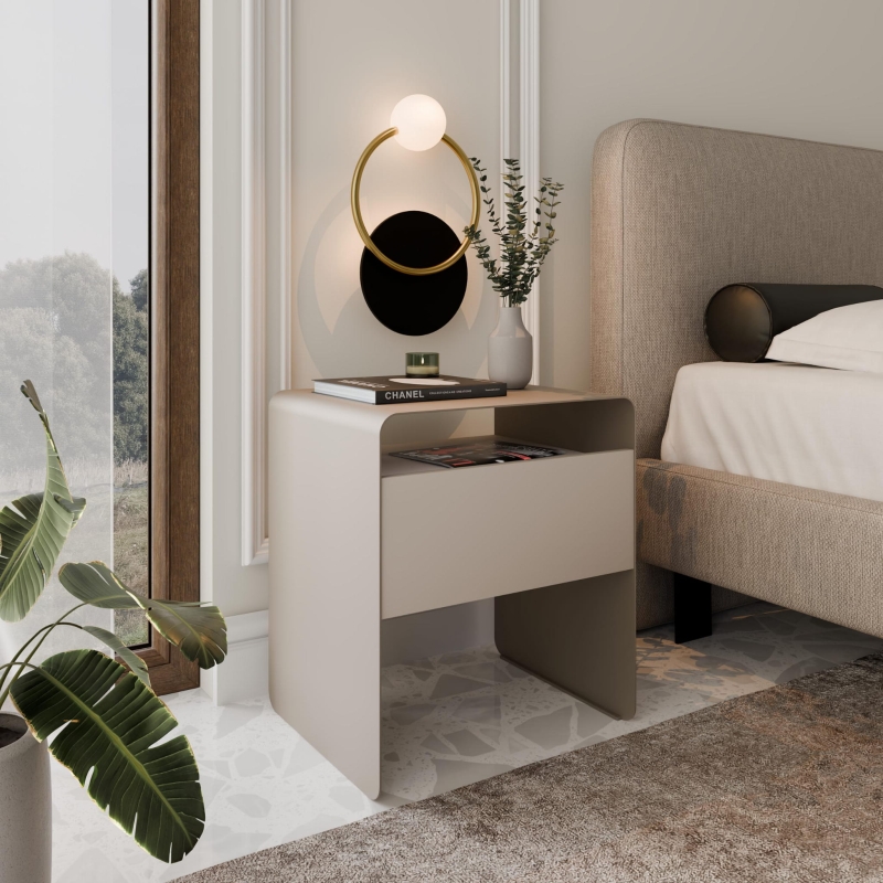 Stolik nocny kaszmir, metalowy, zaokrąglone rogi, front szuflady Kaszmir. Showroom
