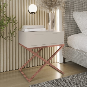 Stolik nocny, stelaż X miedź, góra z szuflada Kaszmir. Showroom