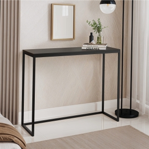 Konsola czarna. Showroom