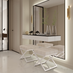 Pufa nogi białe, siedzisko pikowane. Showroom