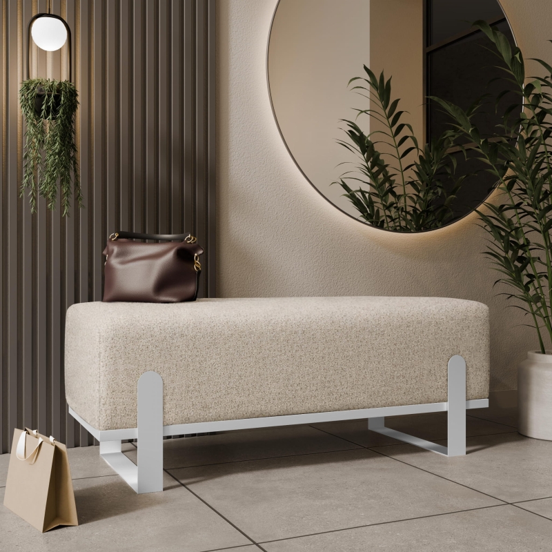 Ławka tapicerowana do przedpokoju, stelaż biały, tkanina boucle odcień beż. Showroom