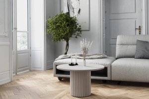 Stolik kawowy okrągły, podstawa Kaszmir okrągła ryflowana, blat Kaszmir. Showroom