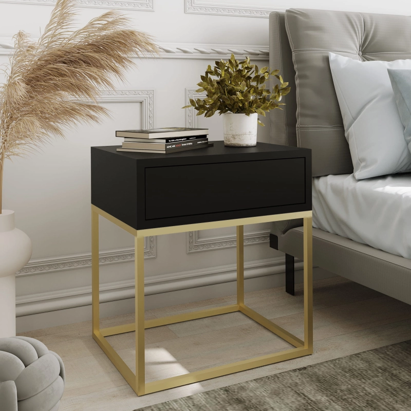 Stolik nocny, stelaż kwadrat zloty, góra z szuflada czarna. Showroom